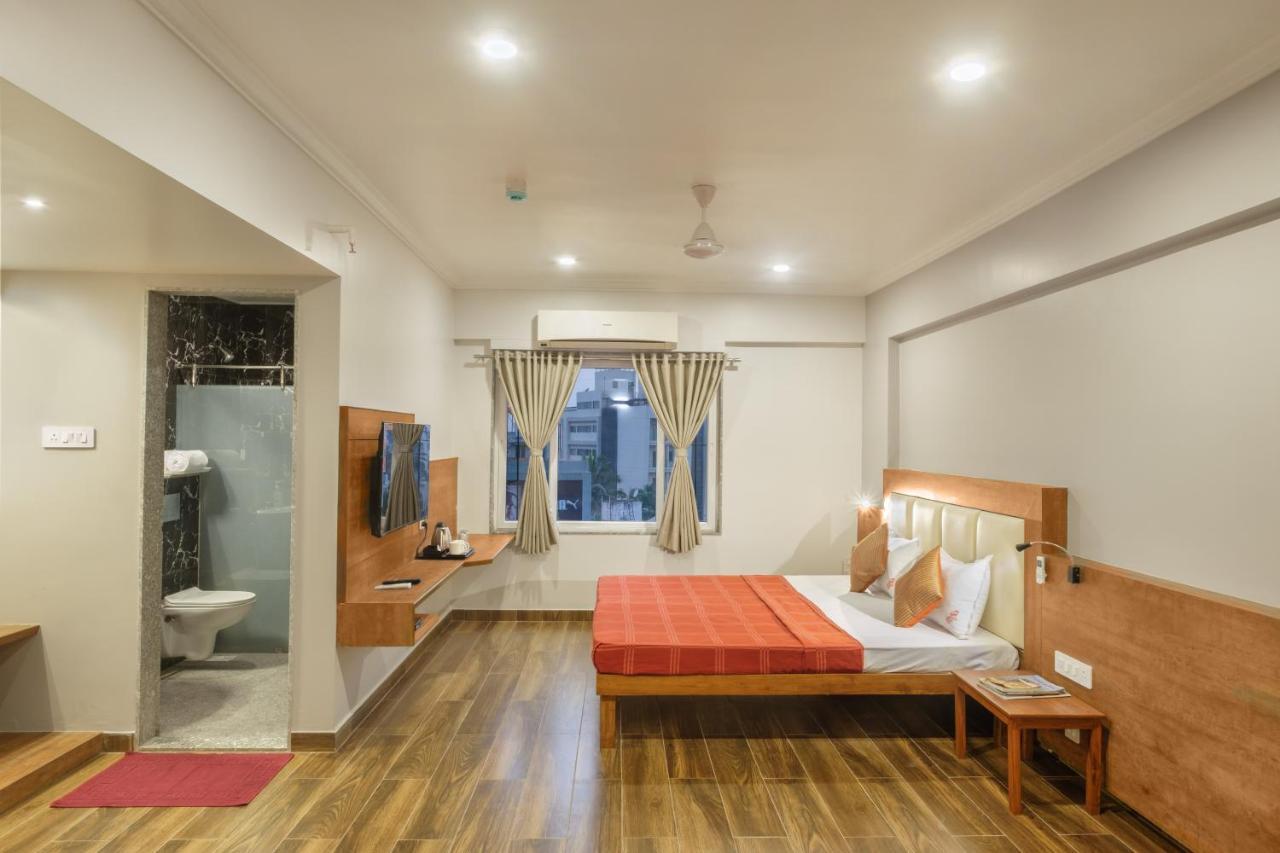 Hotel Opal كولهابور المظهر الخارجي الصورة